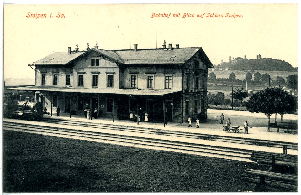 16824-Stolpen-1913-Bahnhof mit Blick zum Schloß-Brück & Sohn Kunstverlag