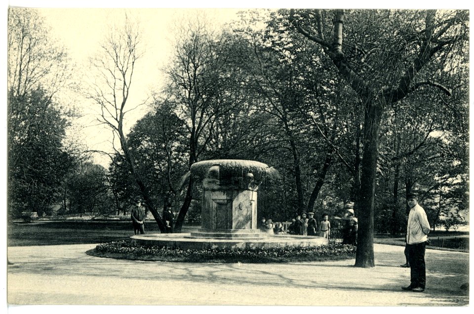 15881-Chemnitz-1913-Zipper-Müller-Brunnen, Schloßteichinsel-Brück & Sohn Kunstverlag