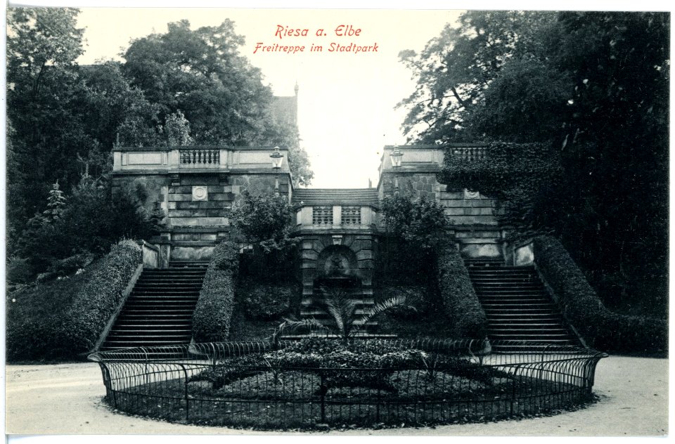 17153-Riesa-1913-Stadtpark - Freitreppe-Brück & Sohn Kunstverlag