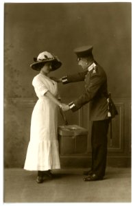 16100-Meißen-1913-Grenadiere Hutkarton-Brück & Sohn Kunstverlag