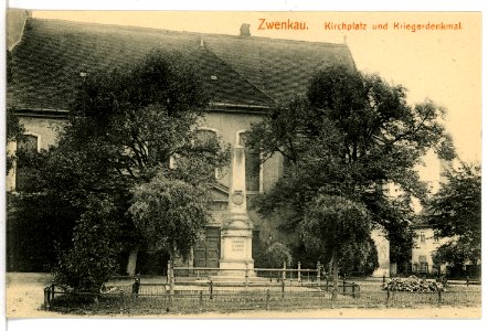 16470-Zwenkau-1913-Kirchplatz und Kriegerdenkmal-Brück & Sohn Kunstverlag