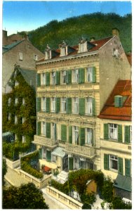 18502-Karlsbad-1914-Hirschsprungzeile - Haus Saxonia-Brück & Sohn Kunstverlag