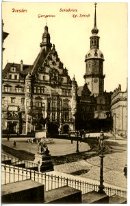 18932-Dresden-1915-Königliches Schloß-Brück & Sohn Kunstverlag