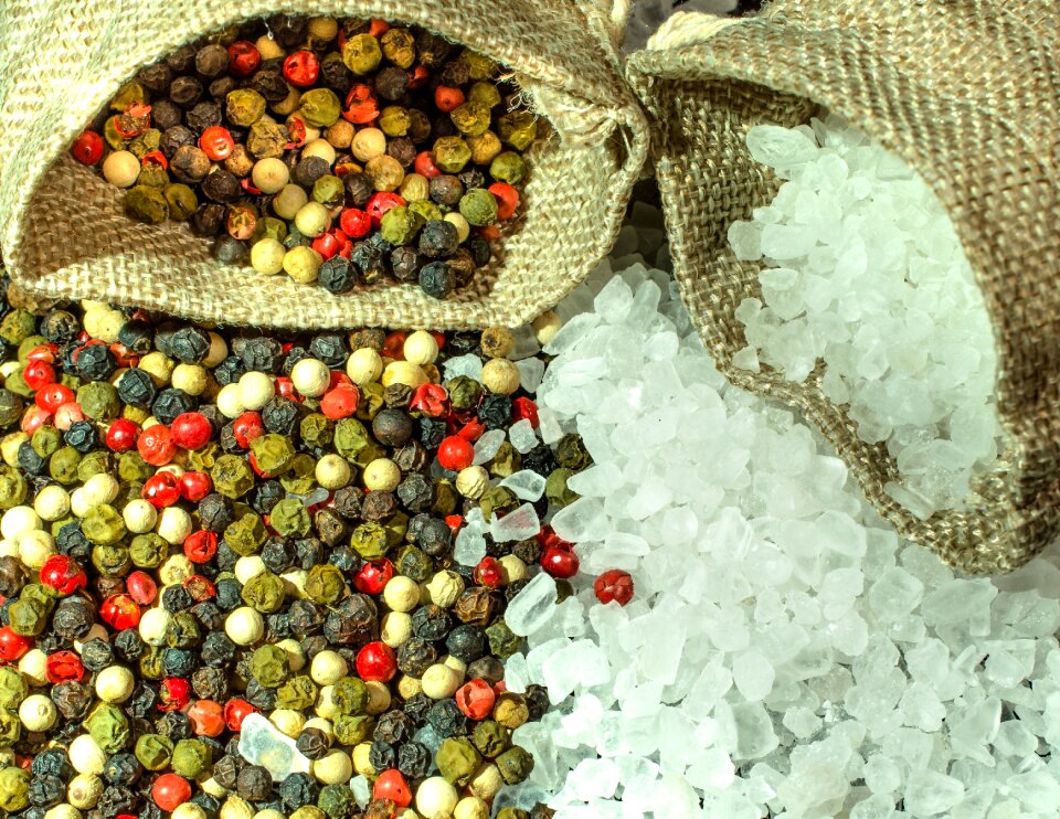 Season grains colorful pepper