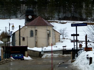 Mijoux village church 2