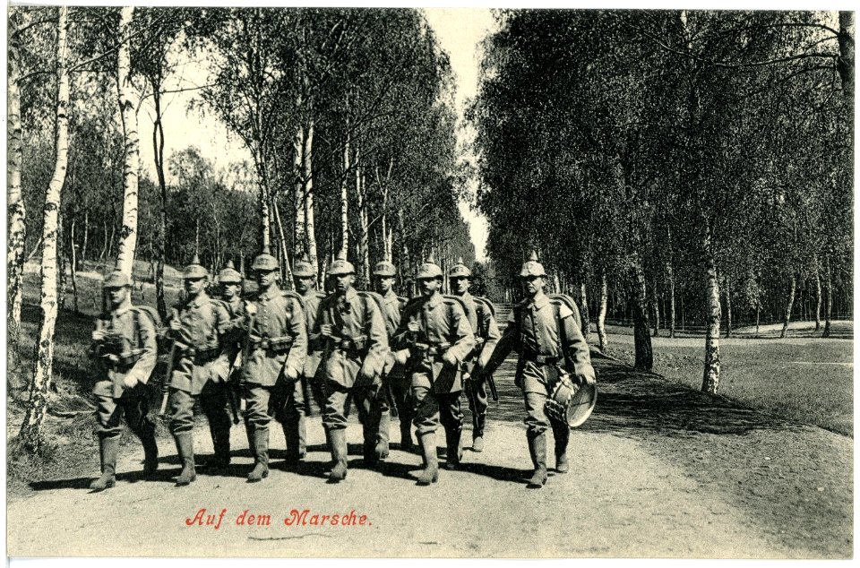 17798-Dresden-1914-Infanterie auf dem Marsch-Brück & Sohn Kunstverlag