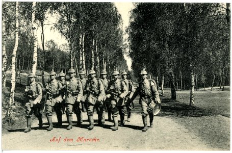 17798-Dresden-1914-Infanterie auf dem Marsch-Brück & Sohn Kunstverlag