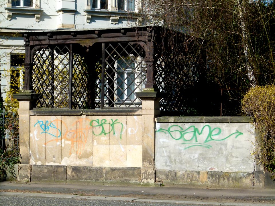 Pavillon Regerstraße 38 Blasewitz