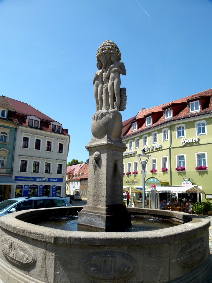 Paradiesbrunnen Bischofswerda 1