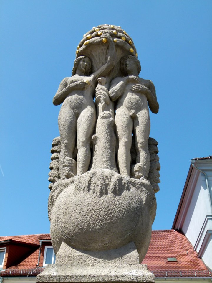 Paradiesbrunnen Bischofswerda 3