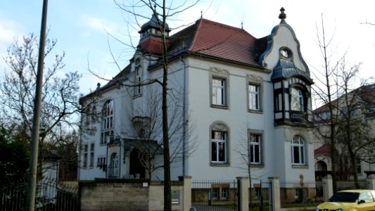 Oskarstraße 18 Strehlen 1