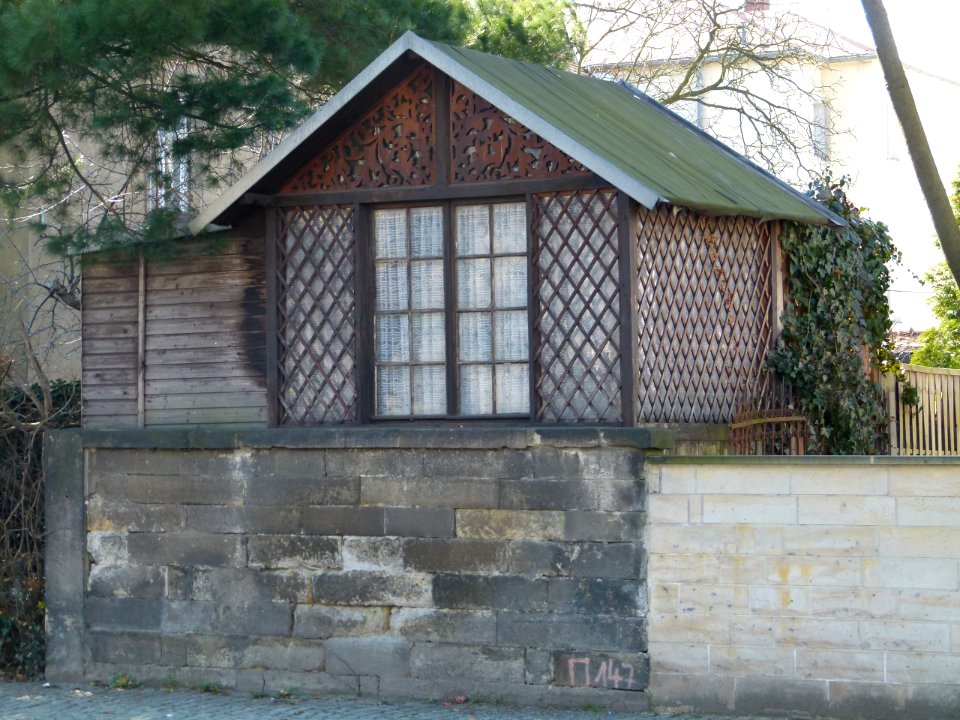 Pavillon Sebastian-Bach-Straße 2 Blasewitz 2