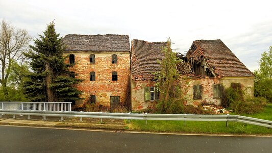 Building ruin abandoned photo