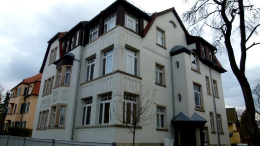 Lahmannring 16 Weißer Hirsch 1