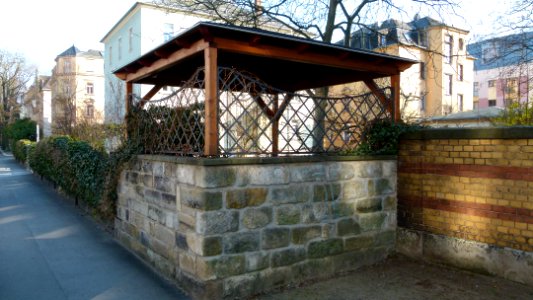 Pavillon Eisenacher Straße 4 Striesen 2