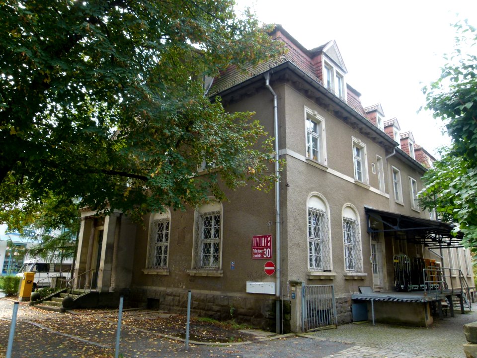 Postgebäude Pillnitzer Landstraße 30 in Loschwitz