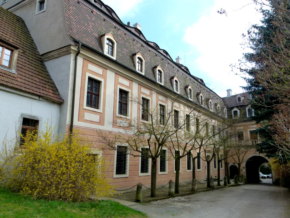 Landschloss Zuschendorf Pirna 3