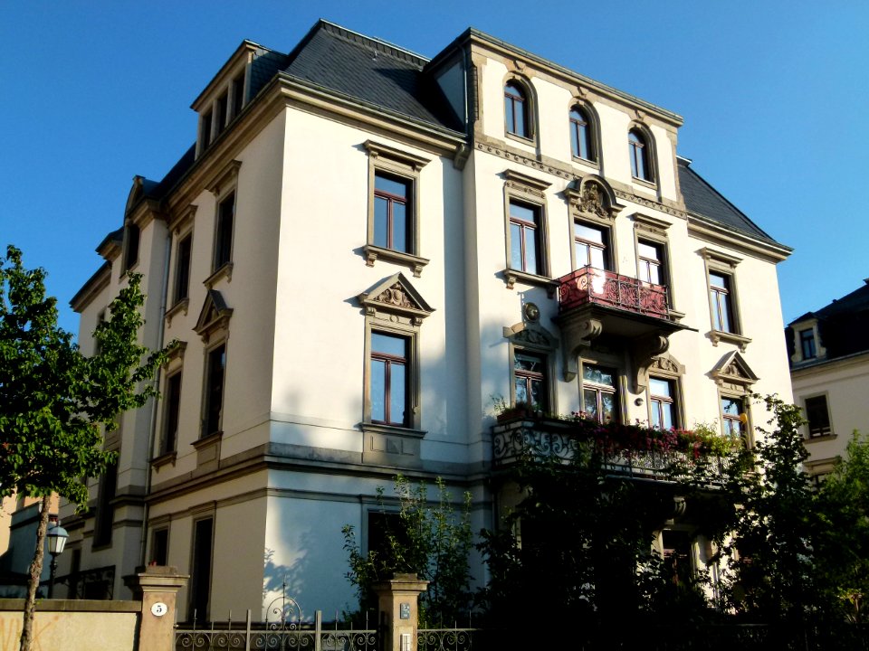 Striesen-Jacobi Str 5