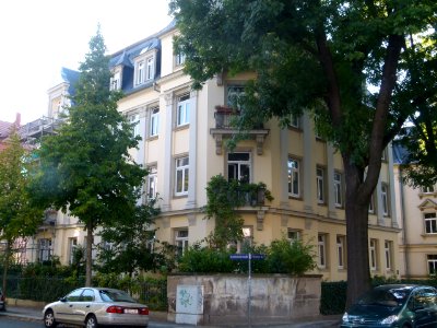 Striesen-Eisenacher Str. 8