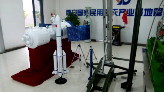 Shenzhou 7 spacecraft model 3