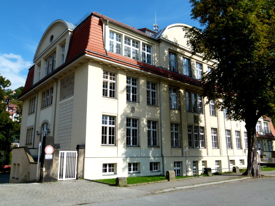 Schillerschule in Loschwitz 2