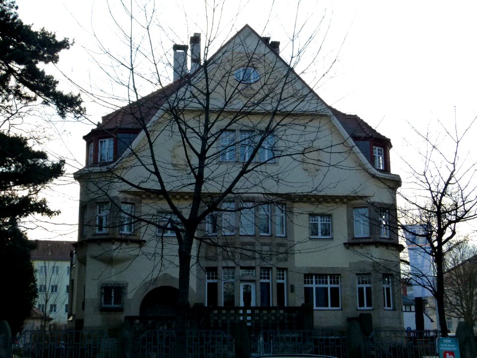 Tiergartenstraße 48 Strehlen 1