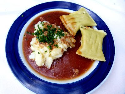 Schwäbische Maultaschen mit Kartoffelsalat