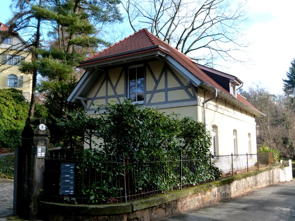 Schevenstraße 8 Loschwitz 2