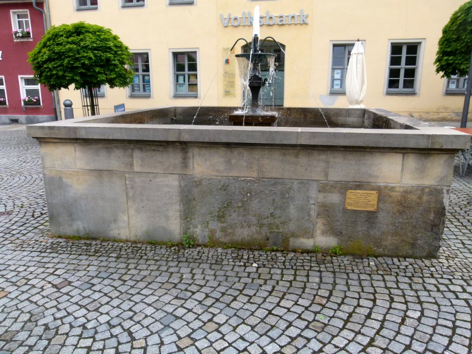 Brunnen Julius-Kühn-Platz Pulsnitz 2