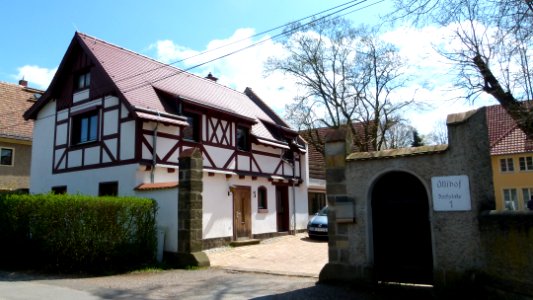 Dorfplatz 1 Pirna 2