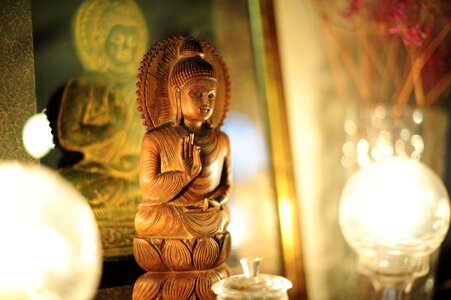 Buddha bright shine