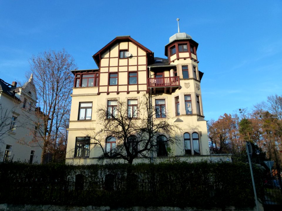 Bautzner Landstraße 53 Weißer Hirsch 1