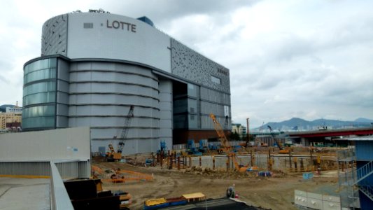 Construction site of Busan Lotte Tower 1