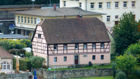 Bahnhofstraße 3 Pötzscha 1