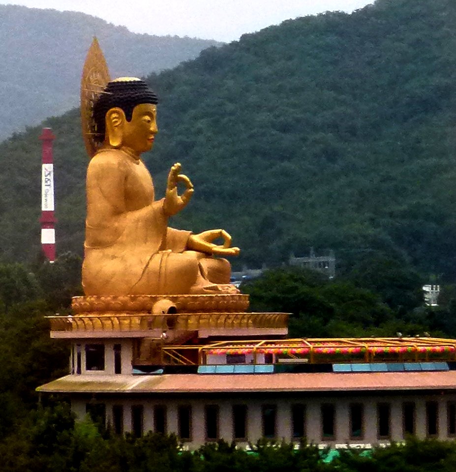 Amita Daebul Busan
