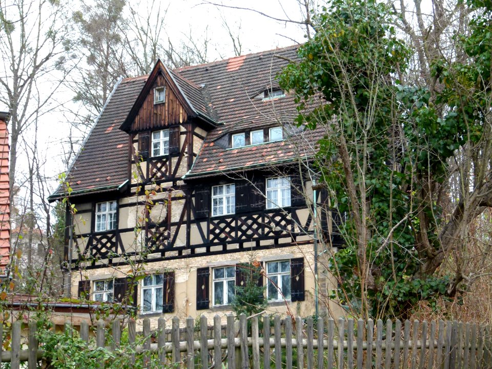 Josef-Hegenbarth-Weg 1 Loschwitz 3