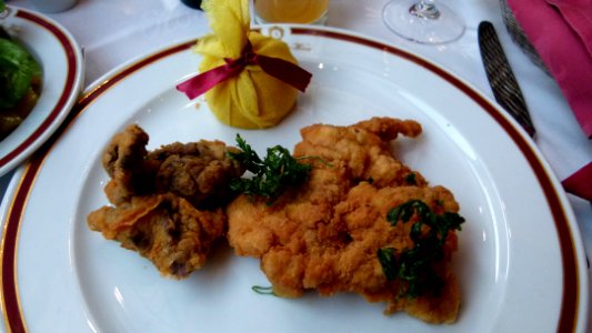 Backhendl im Hotel Sacher Wien 1