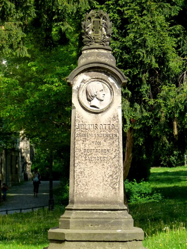 Julius Otto-Denkmal in Pirna 1