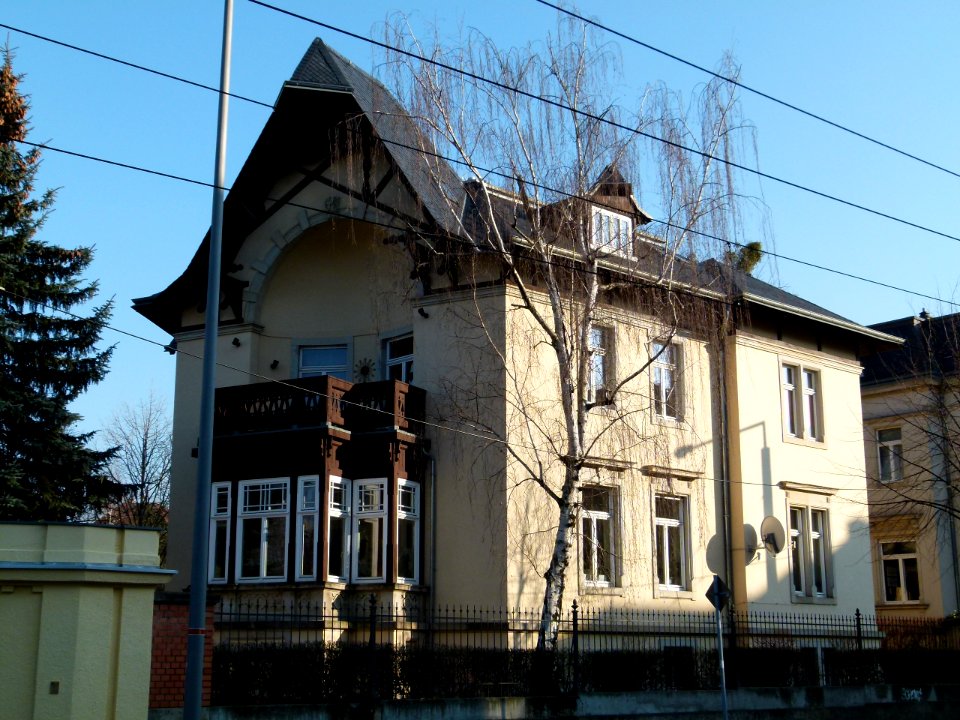 Julius-Otto-Straße 2a Strehlen 2