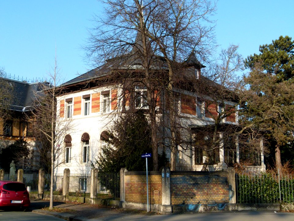 Julius-Otto-Straße 15 Strehlen