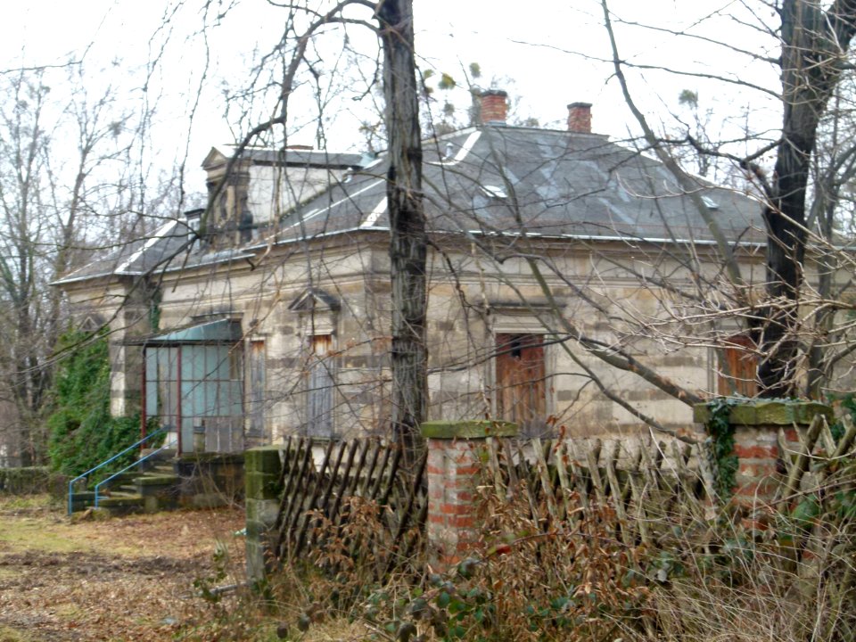 Elsa-Brändström-Straße 13 Strehlen