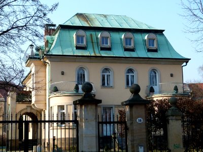Franz-Liszt-Straße 16 Strehlen 2