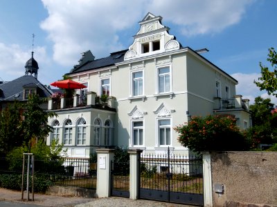 Dr-Rudolf-Friedrichs-Straße 13 Radebeul 1