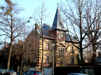 Gustav-Adolf-Straße 8 Strehlen 2