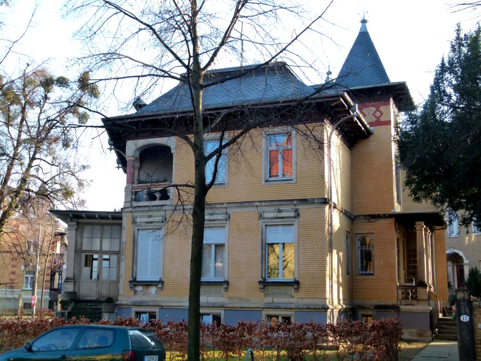 Gustav-Adolf-Straße 12 Strehlen 1