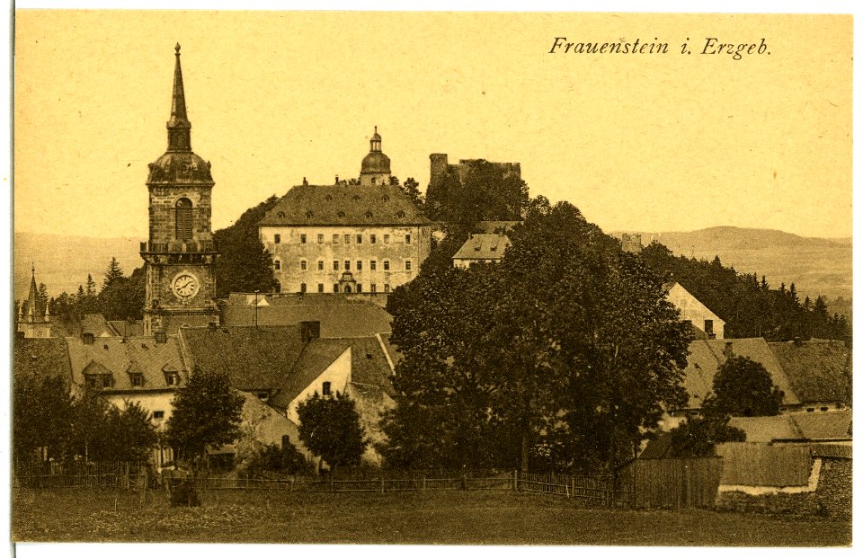07420-Frauenstein-1906-Ortsansicht mit Kirche-Brück & Sohn Kunstverlag