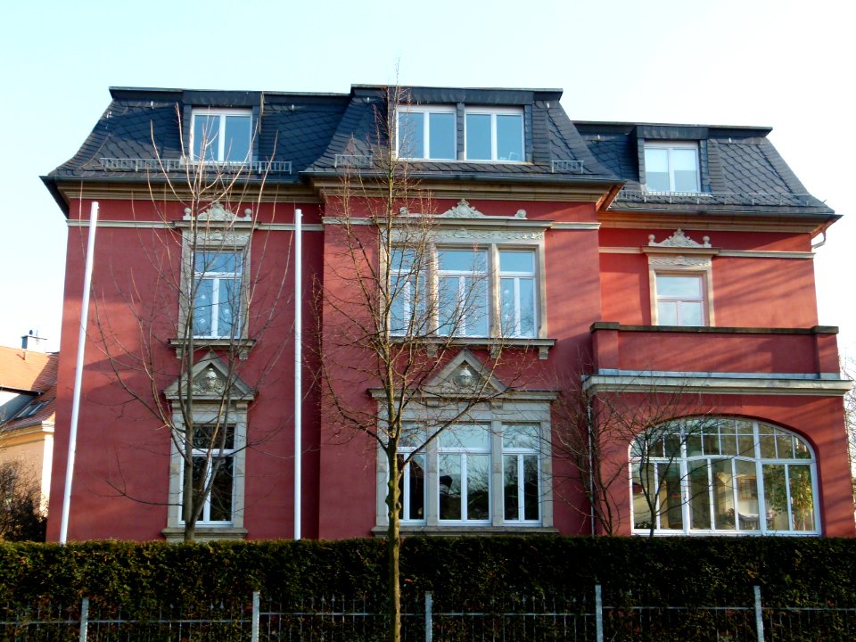 Franz-Liszt-Straße 13 Strehlen 1