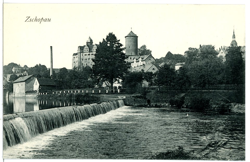 07375-Zschopau-1906-Blick übers Wehr zum Schloß Wildeck-Brück & Sohn Kunstverlag