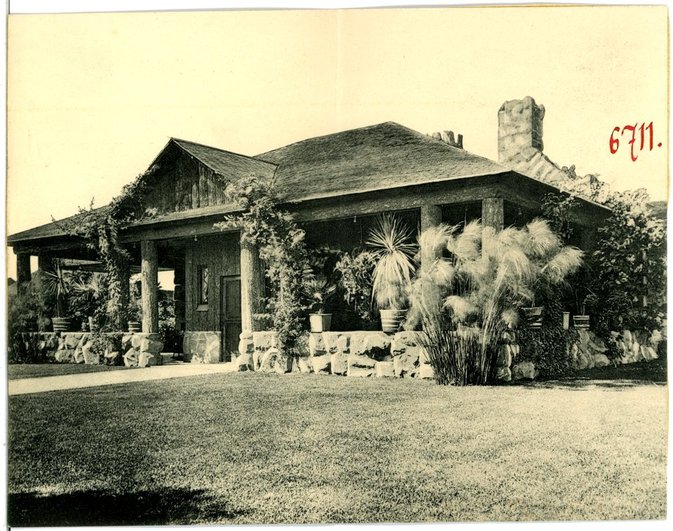 06711-Kalifornien-1905-A Log Cabin House in California-Brück & Sohn Kunstverlag