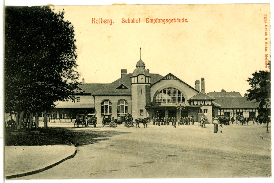 07159-Kolberg-1906-Bahnhof - Empfangsgebäude-Brück & Sohn Kunstverlag